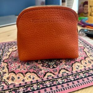 Portland Leather Vibrant Orange pouch